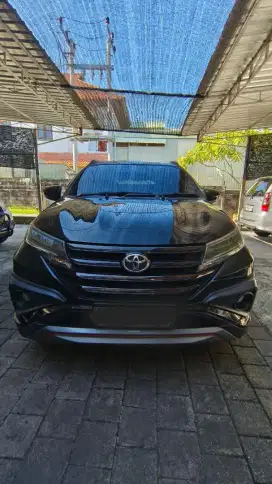 Rush TRD Sportivo M/T 2018 Hitam