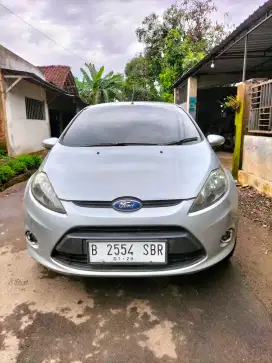 Ford fiesta at trend 1.4 cc