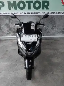 Cash & Kredit Honda PCX 2024 Mulus km Rendah