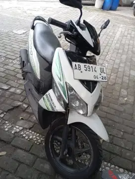 Vario thn 2008 plat AB kulon Progo