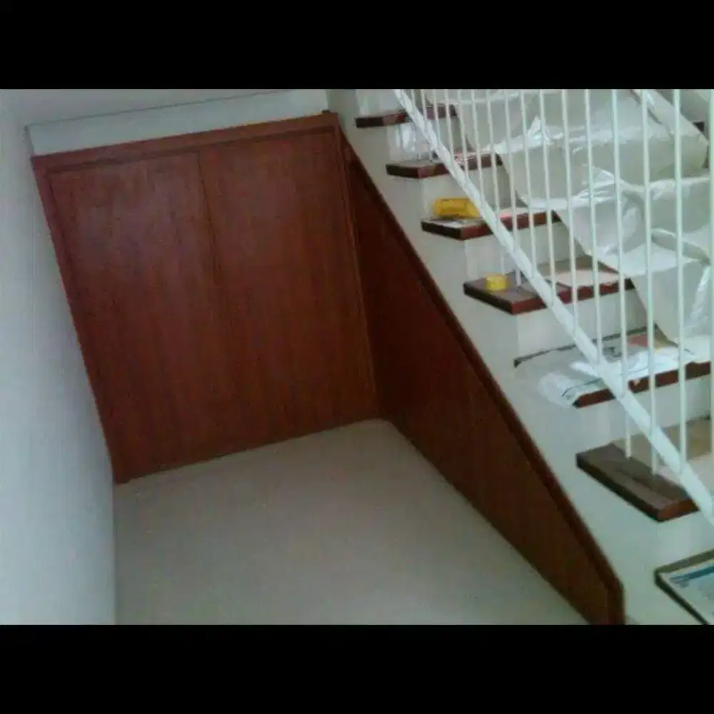 Menerina pesanan bawah tangga finising hpl