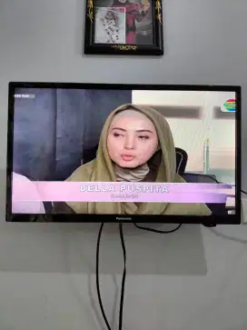 Dijual tv LED panasonic 24 inc awet mulus semua berfungsi dengan baik