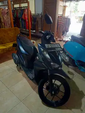 HONDA BEAT DELUX ISS TH 2023 PAJAK HIDUP