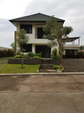 Dijual Villa The Taman Dayu Pandaan