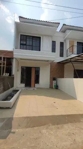 Dijual Rumah 2 Lantai 20 Menit ke jalan Raya Cibinong