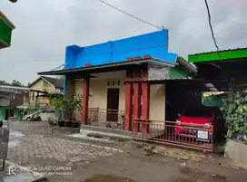 Disewakan rumah di dekat stpn jl godean