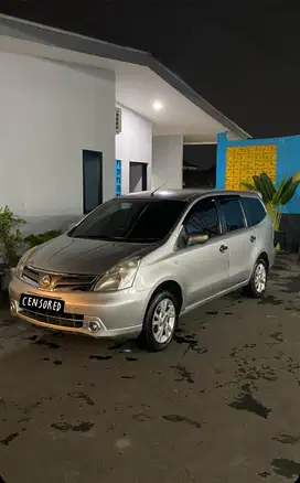Nissan Livina 2013 Bensin