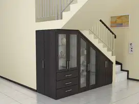 Rak lemari bawah tangga