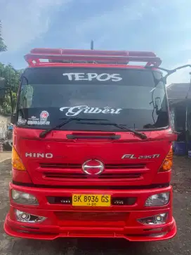 Truk Hino Lohan Tronton FL235JW Th'14 Bak Besi Triway Tg 1 Sgt Istw