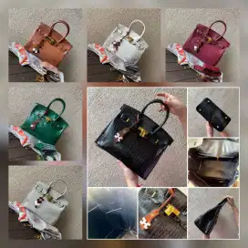 LX2143 TAS HANDBAG WANITA CROCO 30 CM FULL SET BOX MAGNET