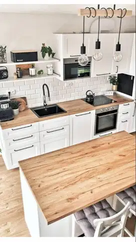 Meja makan plus rak lemari dapur