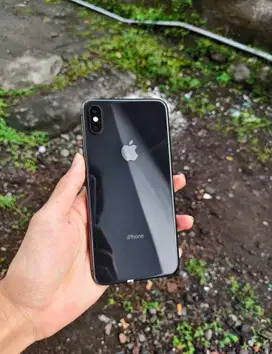 iphone XS Max 64gb