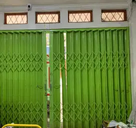 Ahli servis rolling door folding gate