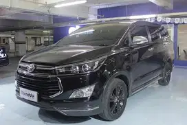 DP MURAH - Toyota Kijang Innova 2.4 Venturer Solar-AT 2017