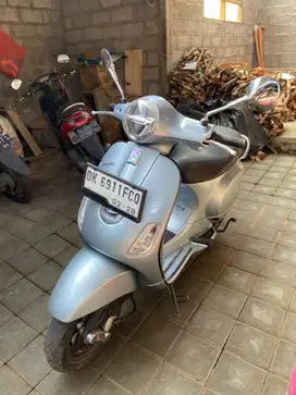 Vespa LX iget 125