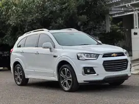 CHEVROLET CAPTIVA 2.0 LTZ DIESEL AT 2017 PUTIH KM 77rb