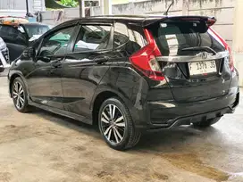 Honda JAZZ RS 1.5  AT 2020 Hitam Premium Condition - F1376JS