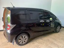 Honda freed E PSD 2015 plat H terawat mulus