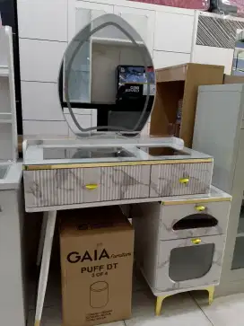 MEJA RIAS cicilan melalui HOMECREDIT