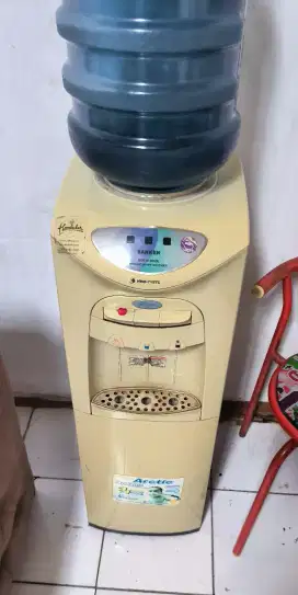Dispenser sanken + galon