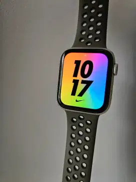 Nike Apple Watch SE 44mm 2nd Gen