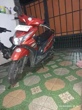 Jual honda beat 2015