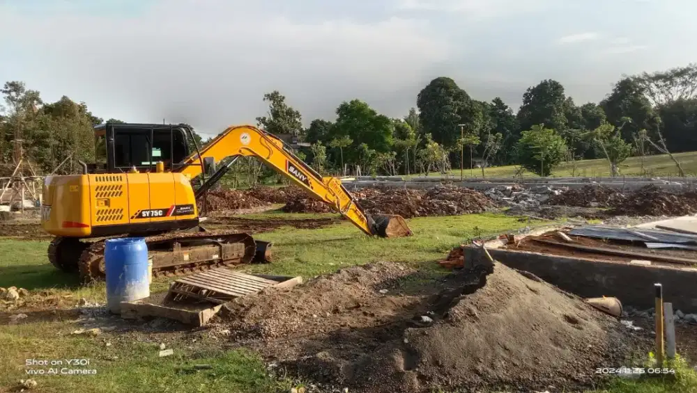 Rental excavator breker sewa becko vibro dozer wales crane