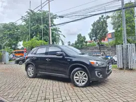 [OLX Mobbi] Mitsubishi Outlander Putih 2.0 GLS Bensin-AT 2012 7KD