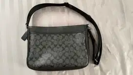 Tas ngantor Coach 1,6JT nego