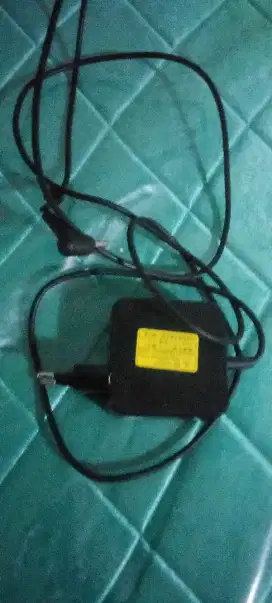 Charger bekas Asus rusak