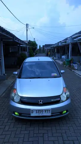 Honda stream 1.7 manual 2005