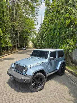 Jeep wrangler sahara arctic edition 3.6cc pentastar 4x4 2012 / 2013
