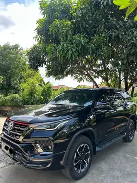 fortuner VRZ 4X2