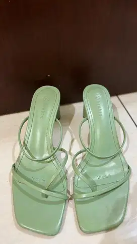 Bowbow heels soft green