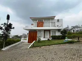 Dijual Villa Cozy Kota Batu dekat dengan Jatim Park 3