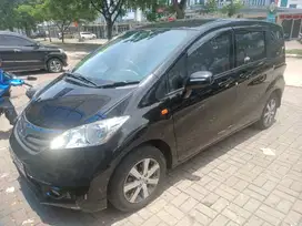 Honda Freed 2012 Bensin