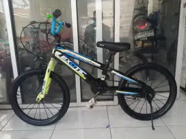 Sepeda bmx uk 18