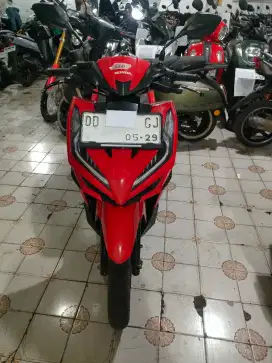 Honda vario 125 cc cbs merah