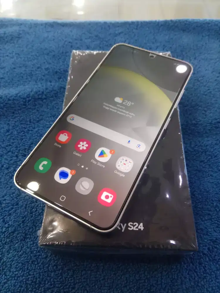 Samsung Galaxy S24 Gray 8/256GB SEIN