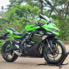 KAWASAKI ZX25R ABS SE KRT 2021 KM 3000 ASLI FULL MULUS PAJAK PANJANG