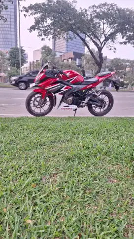 Honda CBR 150 Jual Butuh