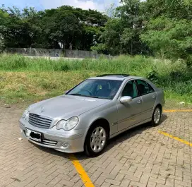 Mercedes Benz C240 Elegance 2005 Good Condition