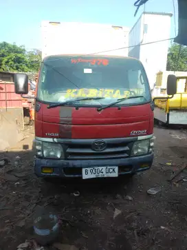 Toyota dyna box