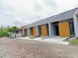 RUMAH 3 JUTAAN FREE KANOPI DAN FASILITAS KOLAM RENANG