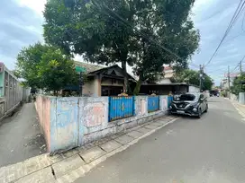 Jual Rumah n 1 Kontrakan di Cipedak Jagakarsa jaksel gg Jambu