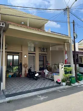 PILIHAN TEPAT Rumah 2 lantai MURAH CANTIK di Galuh Mas Karawang dijual