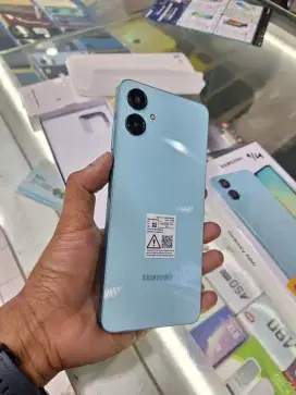 samsung galaxy A06 4+4/64