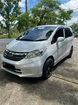 Honda Freed 2013 Bensin