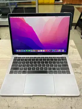 MACBOOK AIR 2019 13 INCHI 16/1TB CORE I5 SECOND ORIGINAL