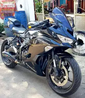 Kawasaki ZX25R PAJAK HIDUP